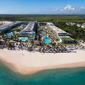 Resort Serenade - Adults Only